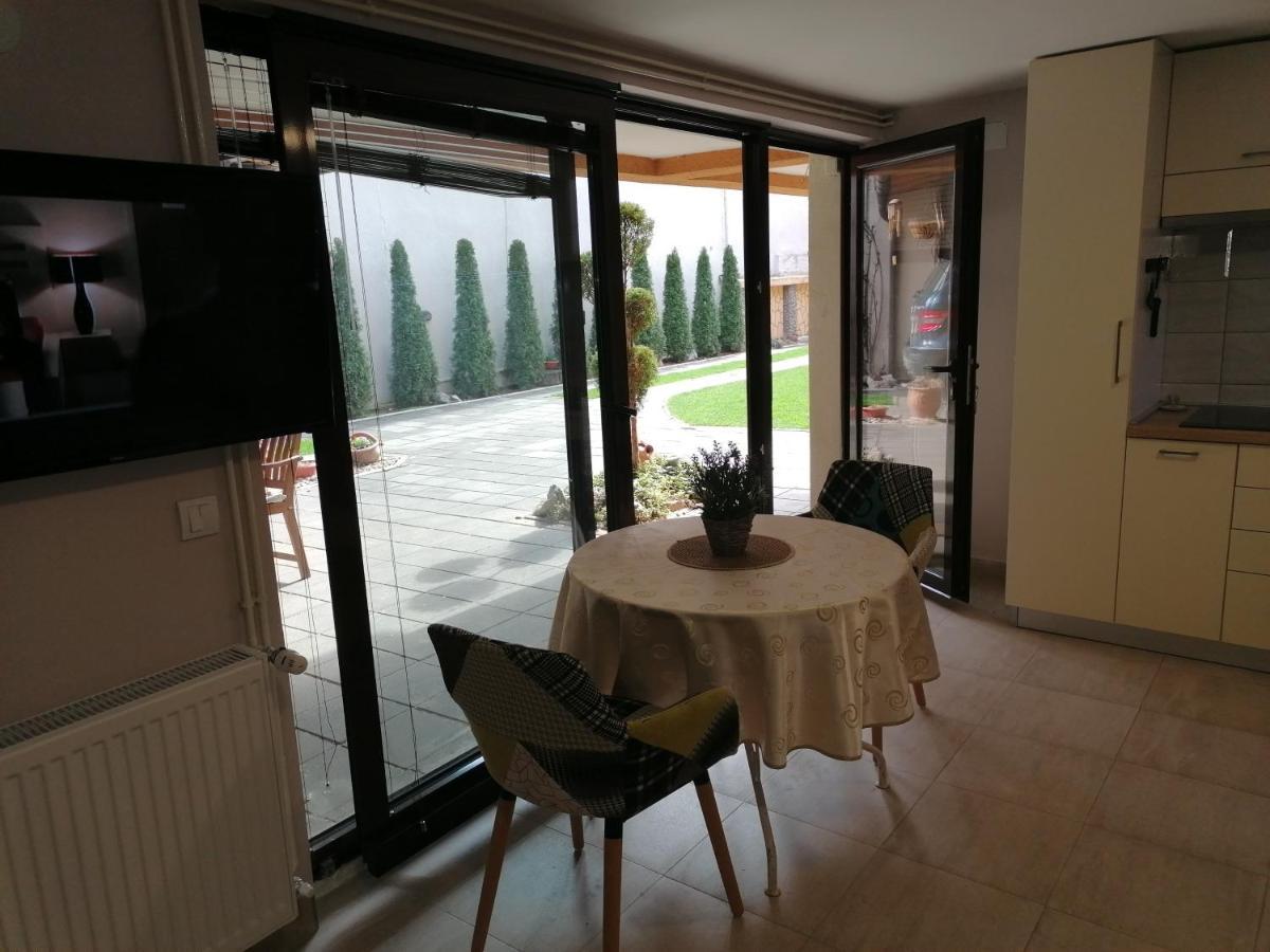 Apartments Sofija Ni Екстериор снимка