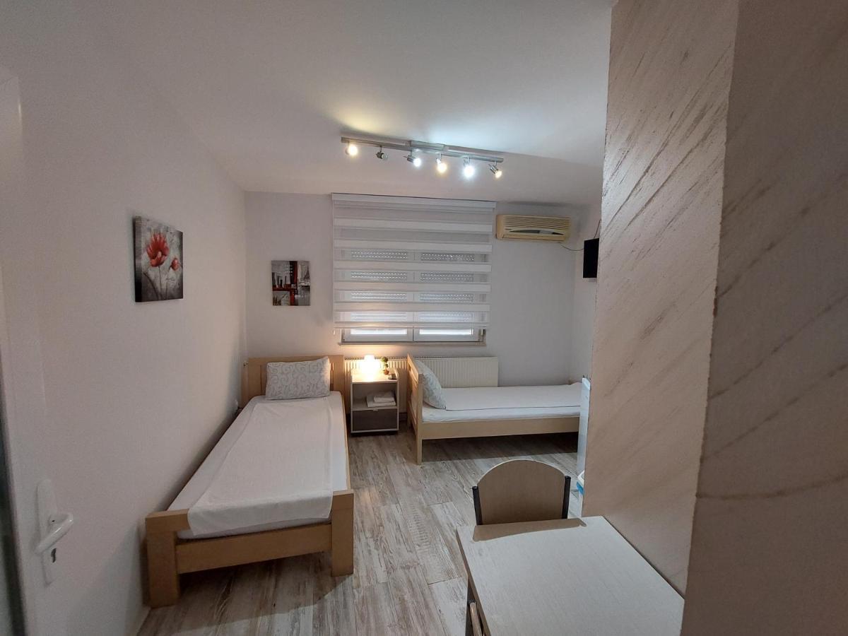Apartments Sofija Ni Екстериор снимка