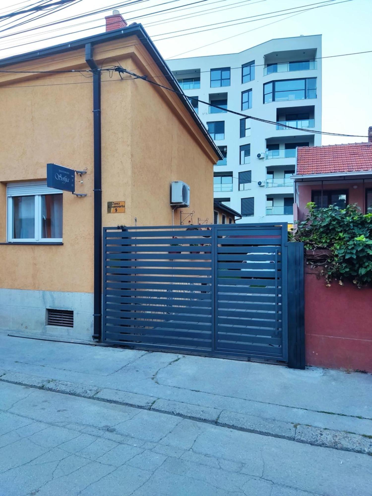 Apartments Sofija Ni Екстериор снимка